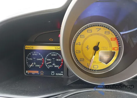 2013 Ferrari 458 Spider из США, поврежденный, VIN ZFF68NHA2D0190694